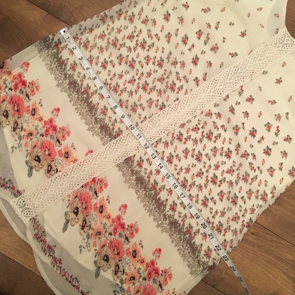 CHIFFON & LACE SWING DRESS   One left - Picture 8 of 8